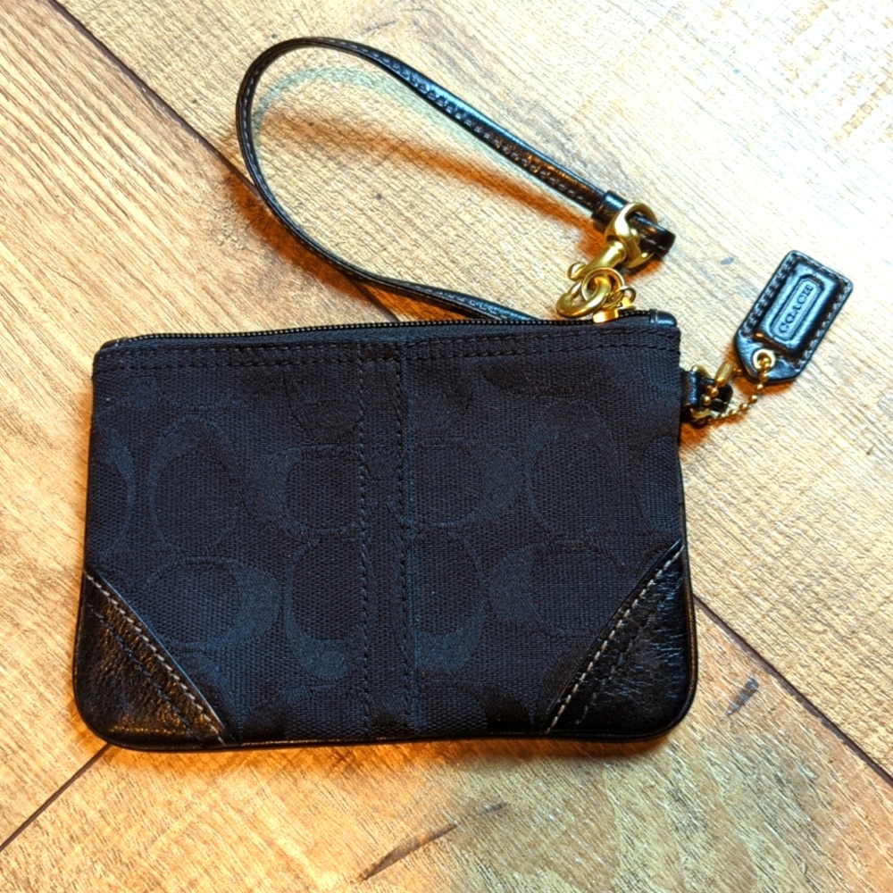 Coach wristlet
